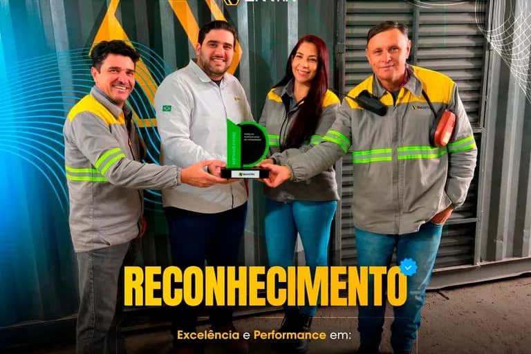 Arte de reconhecimento Valmet/Klabin (maio e junho de 2026): equipe da Santin segura troféu verde de excelência em saúde, segurança e meio ambiente
