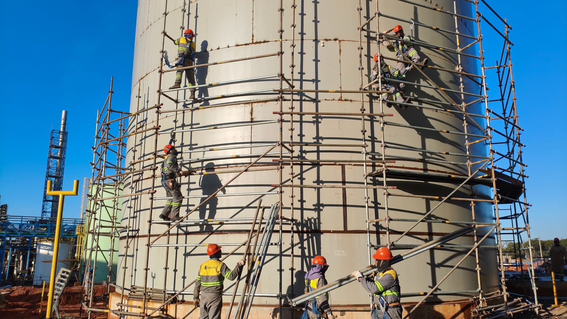 36 tanques industriais do Projeto H+ da LWART em Lençóis Paulista