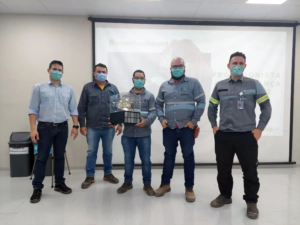 Equipe Santin premiada com o Capacete de Ouro de Valmet e CMPC