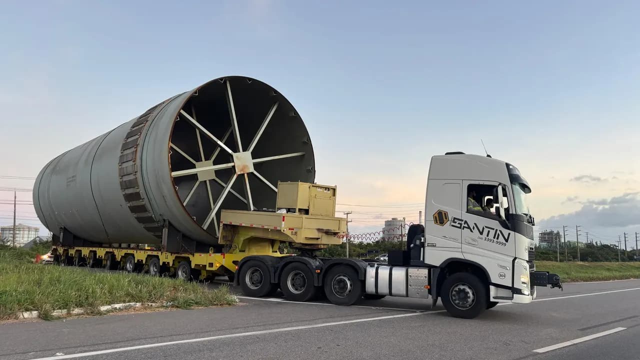 Tramo do forno calcinador em carreta especial